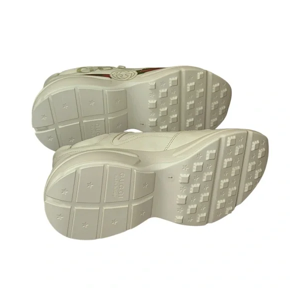 *SOLD*Gucci Rhyton Sneakers - Picture 5 of 11